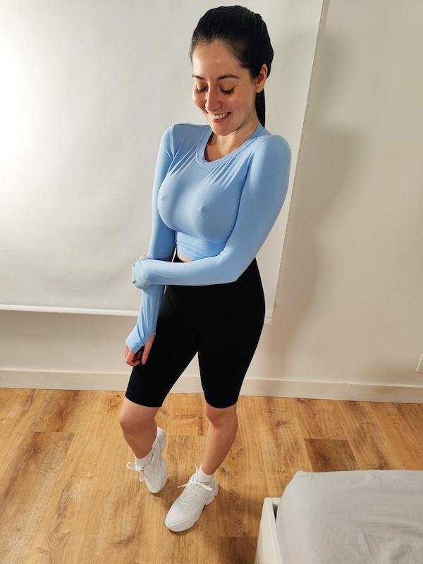 braless92_061