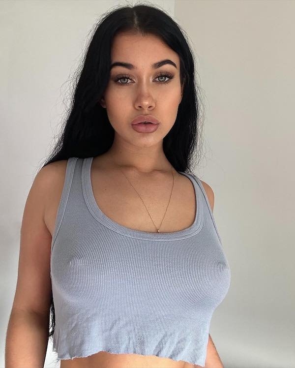 braless92_063
