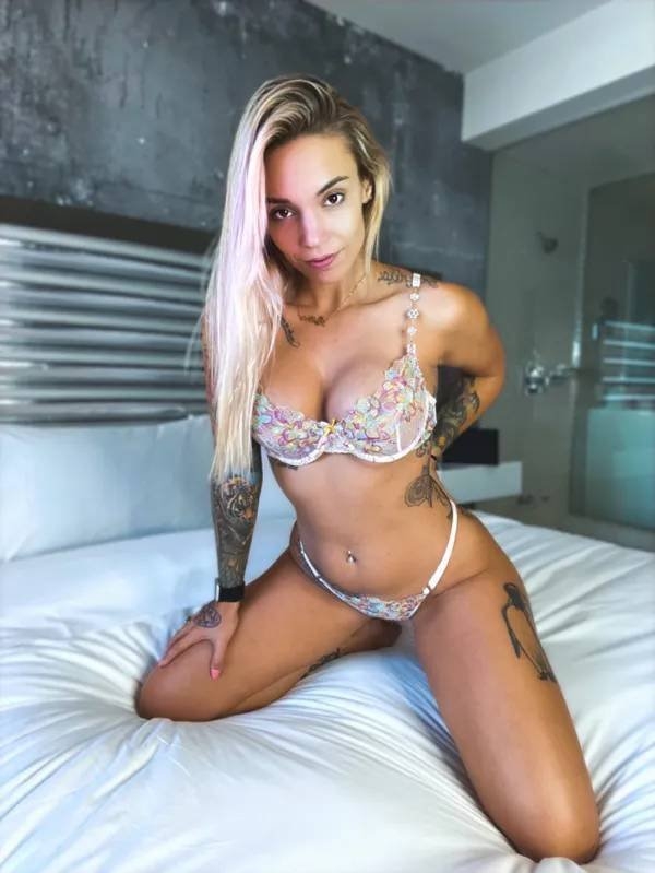 girlslingerie113_044