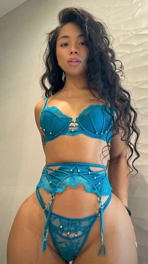 girlslingerie116_025
