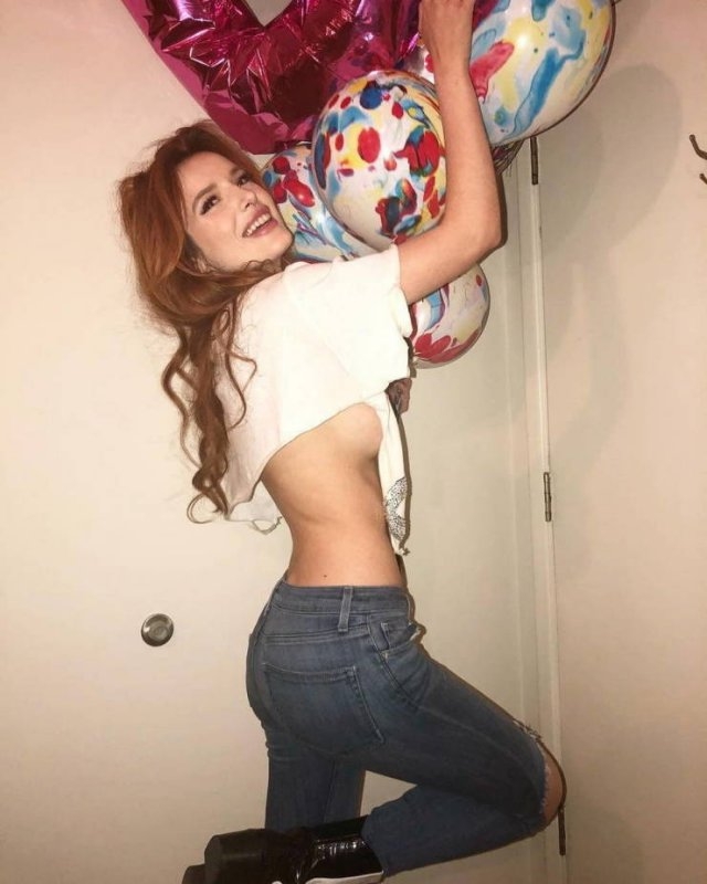 sideboob59_059