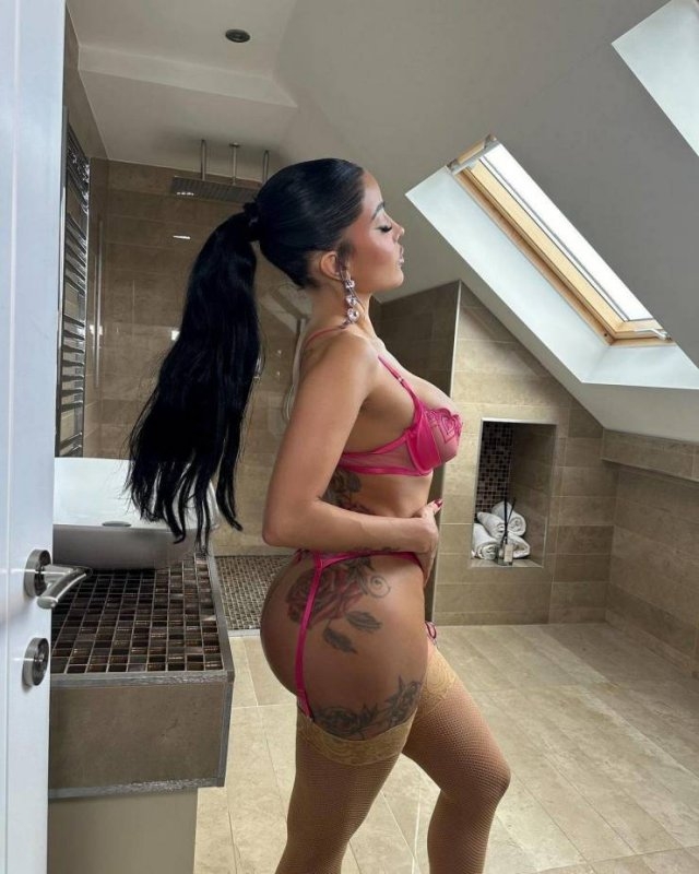 girlslingerie119_038