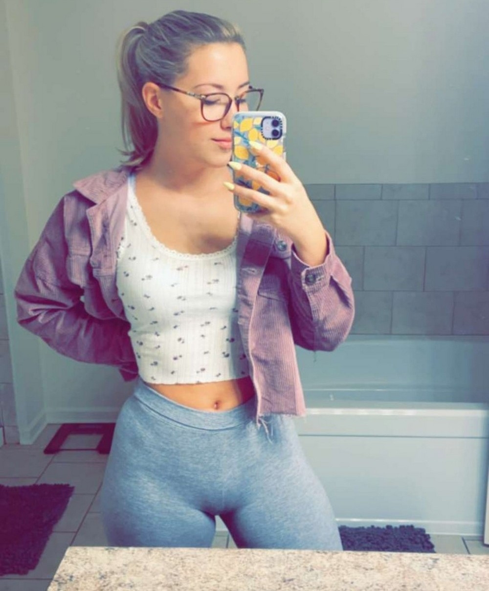 girlswithglasses32_005