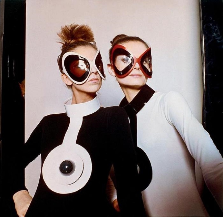 girlswithglasses32_025