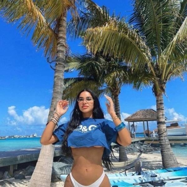 girlswithglasses33_003