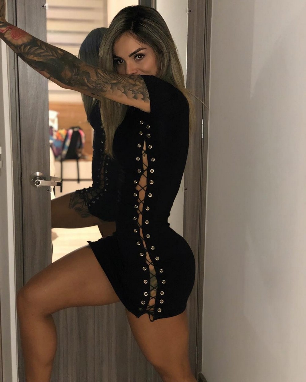 tightdresses63_064