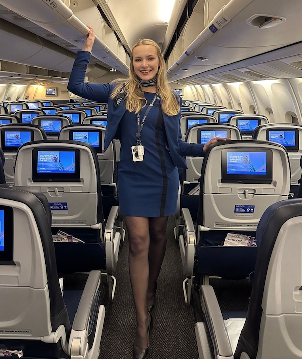 flightattendants28_006