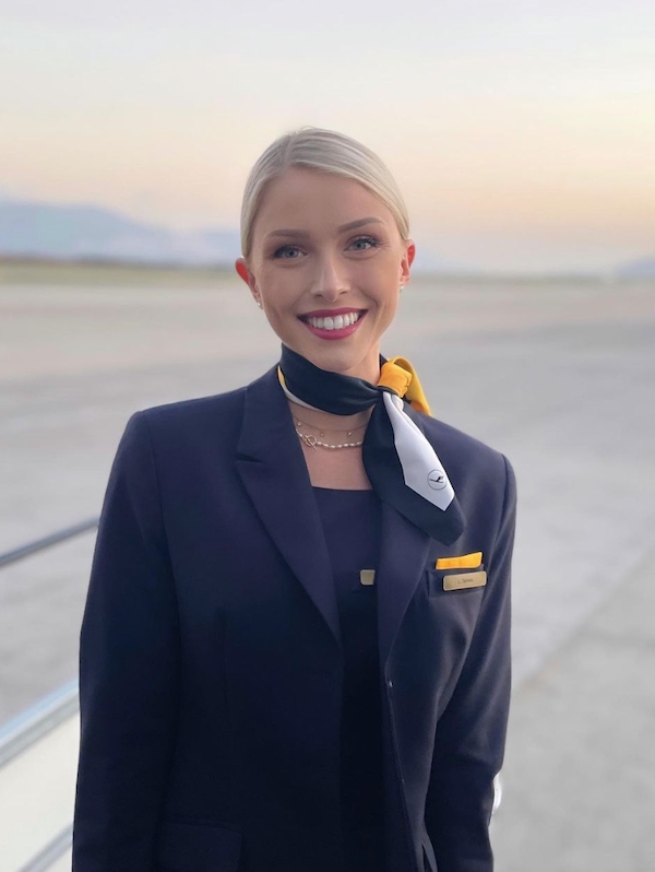 flightattendants28_028