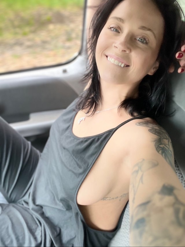sideboob69_016