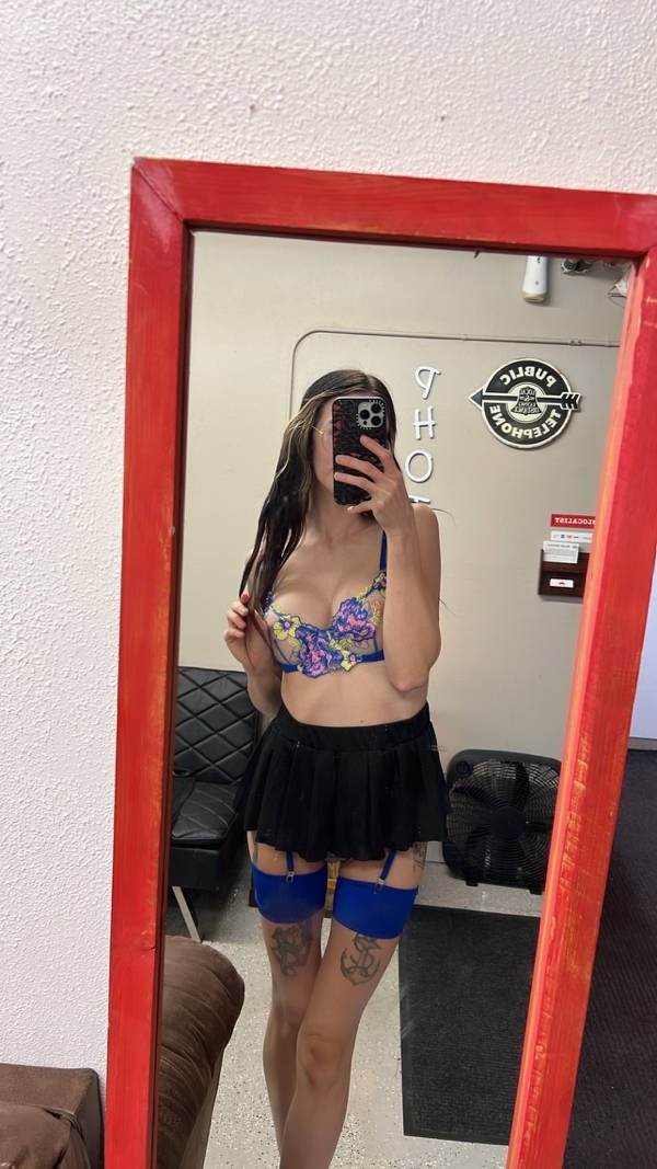 girlslingerie133_052
