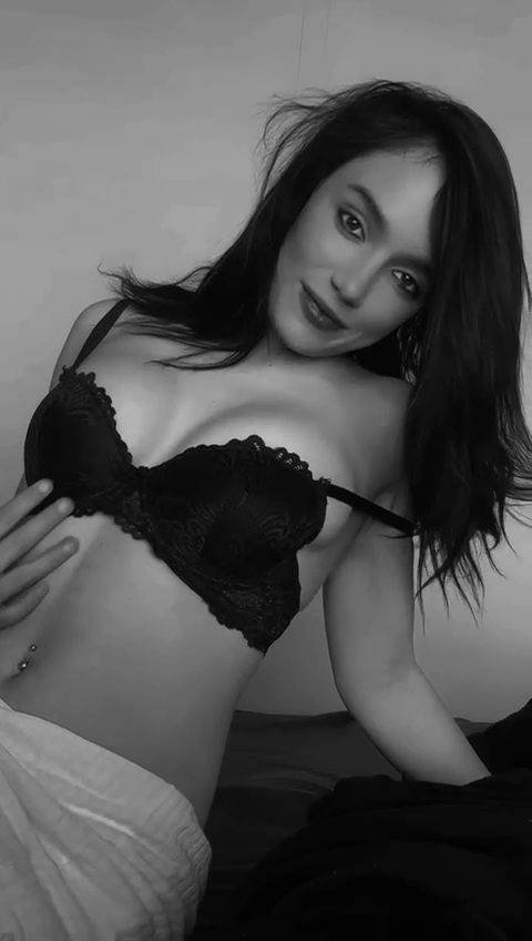 brunettes17_027