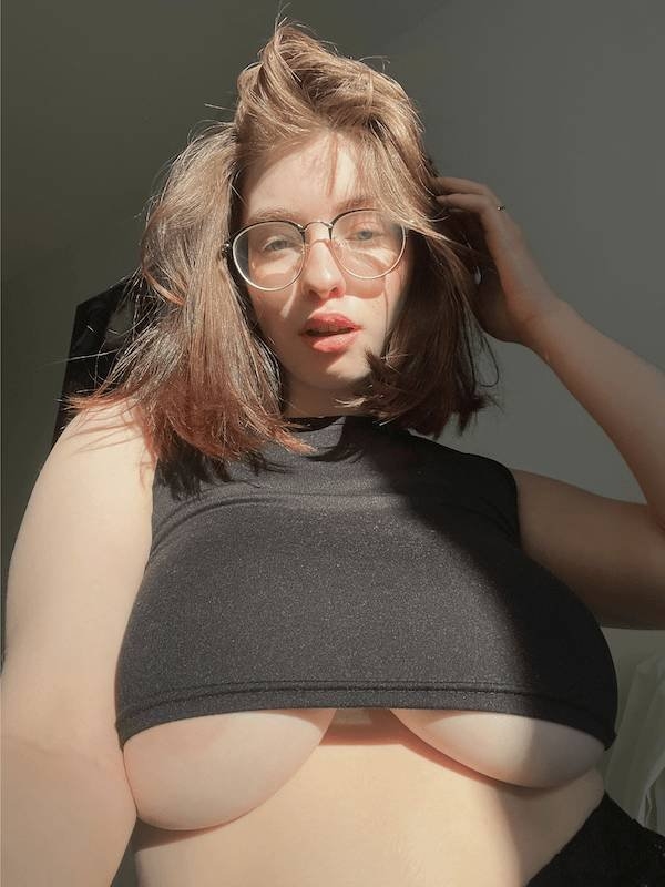 girlswithglasses39_009