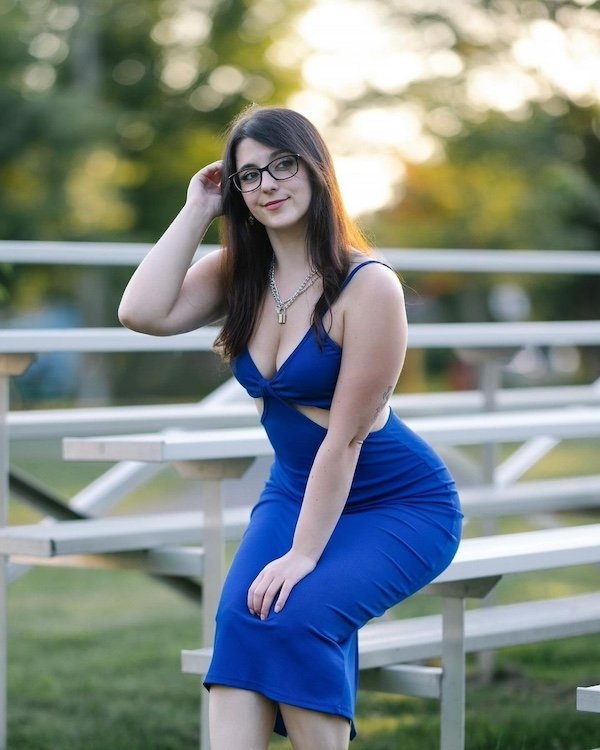 tightdresses73_003