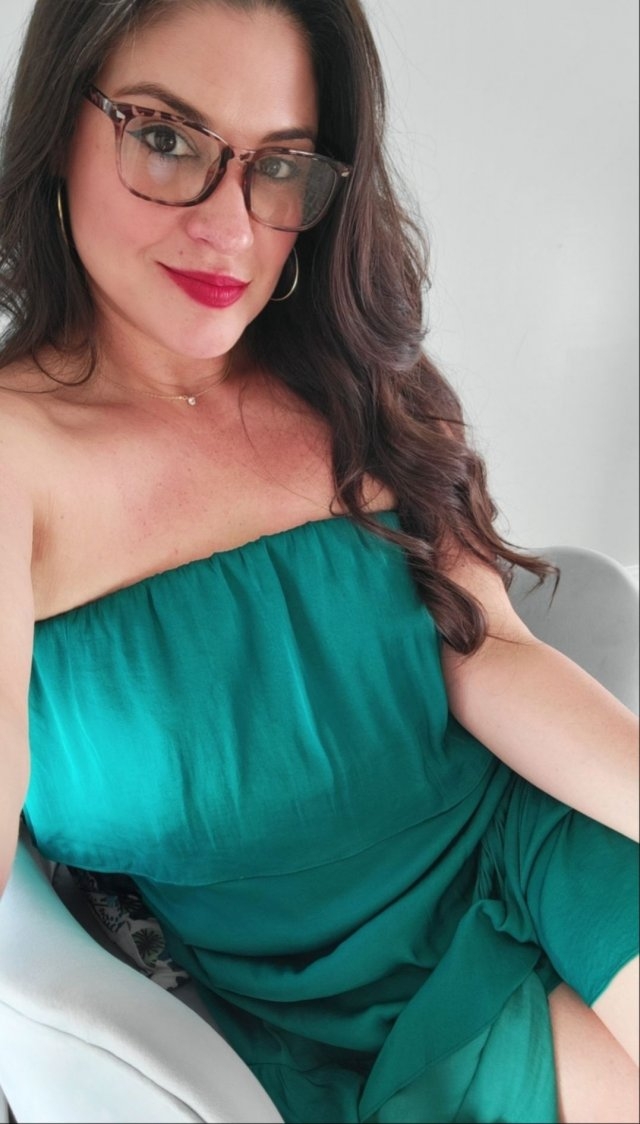 brunettes18_053
