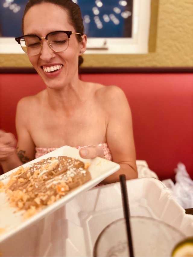 girlswithglasses43_002