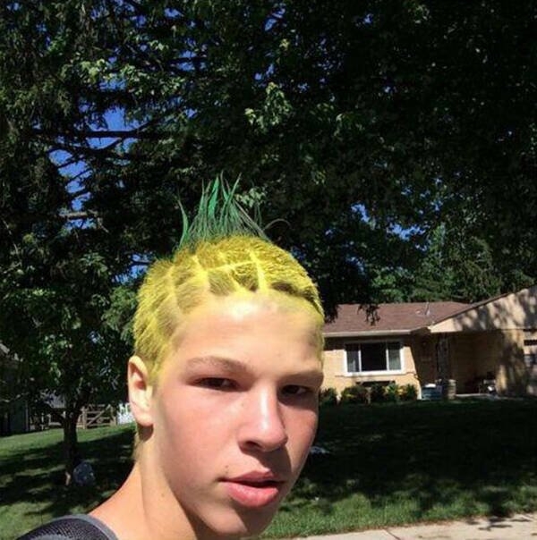 weirdhair101_026