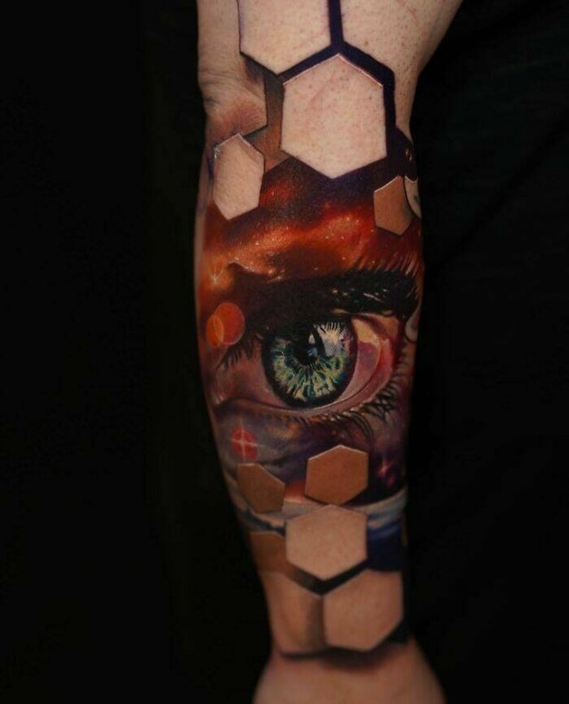 interestingtattoos19_024