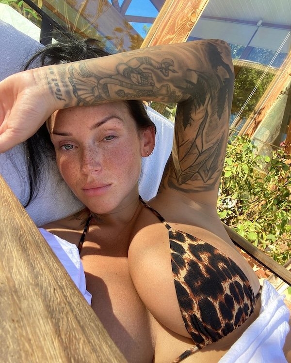 busty216_074