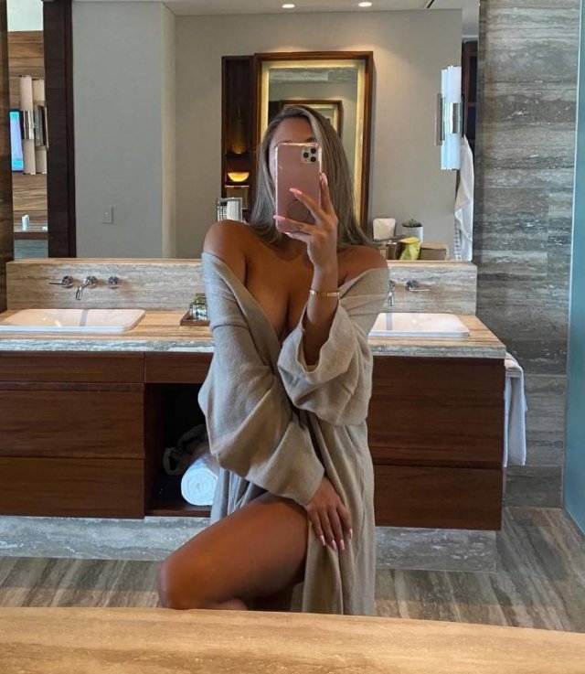 selfies87_064