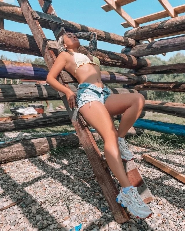 beautifulgirls690_010
