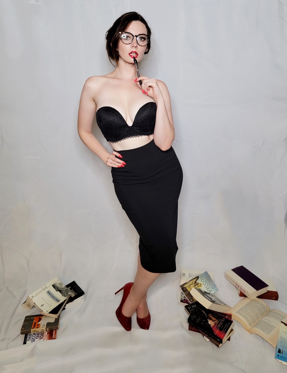girlswithglasses46_001
