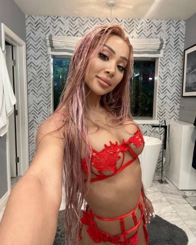 girlslingerie159_058