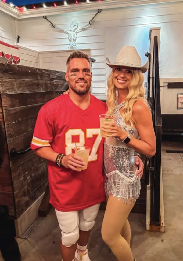 halloweencouplecostumes2_017