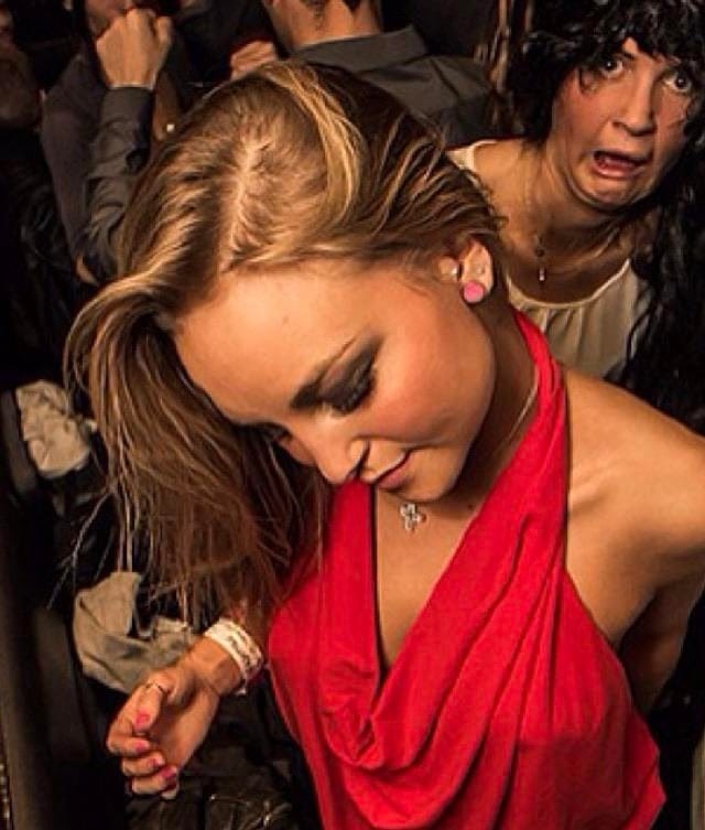 photobombinggoldenglobes2_014