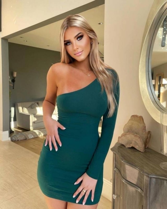 tightdresses96_058