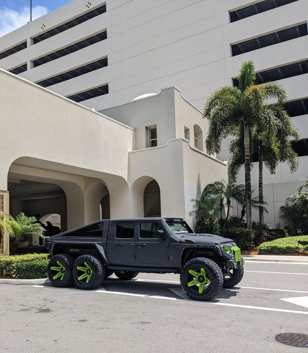 strangecars113_004