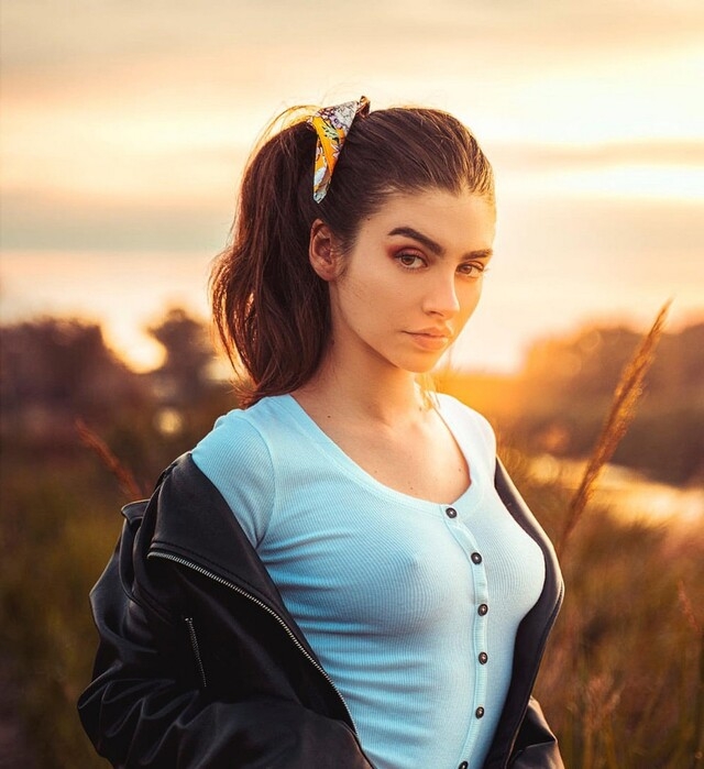 braless133_015