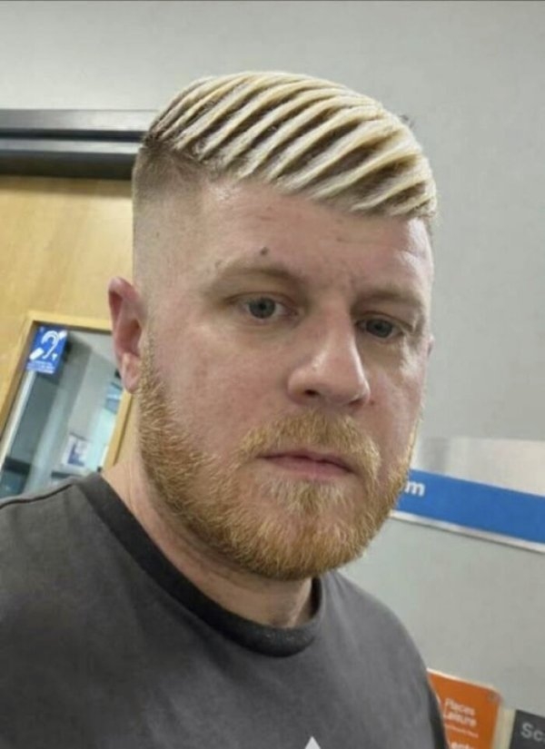 weirdhair125_012