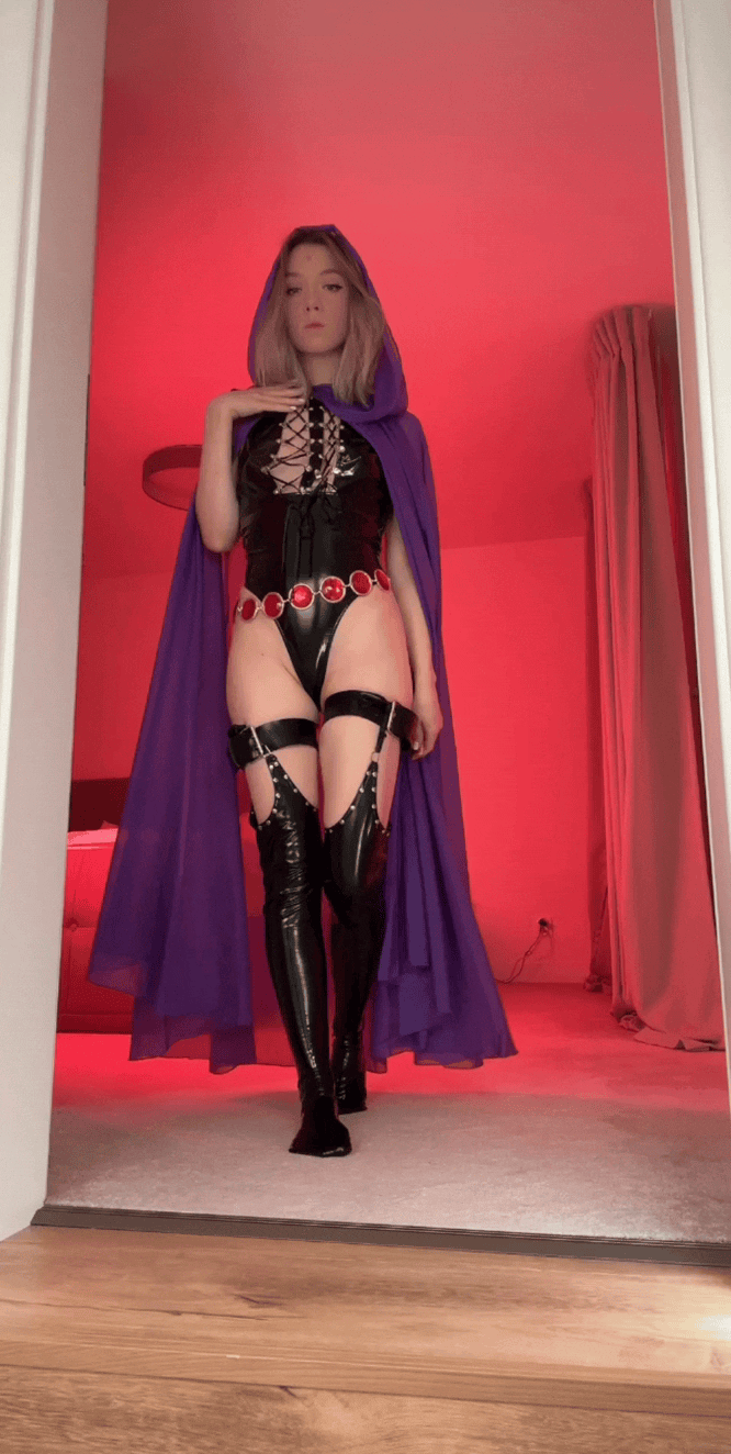 girlsinlatexleather38_011