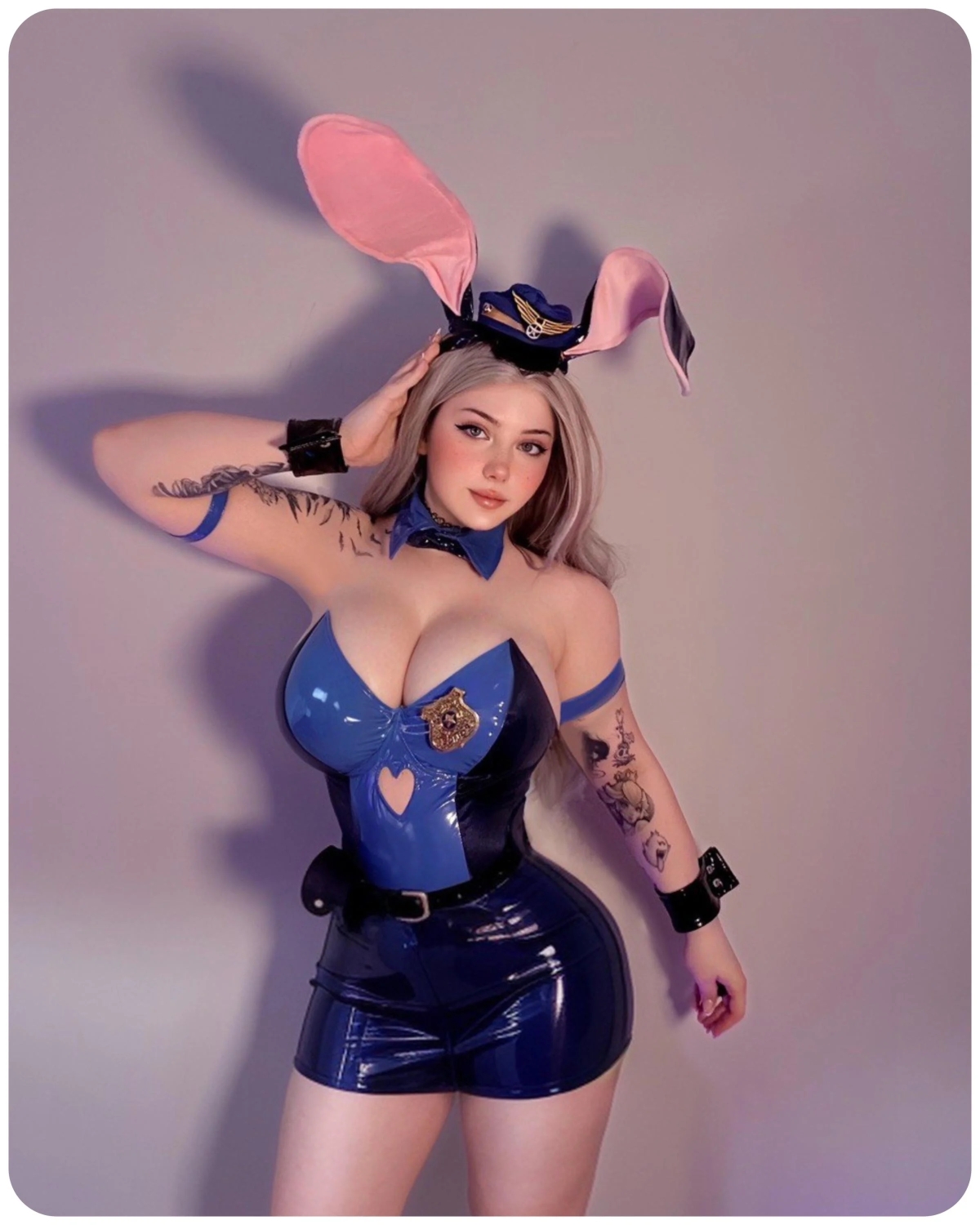 girlsinlatexleather38_014