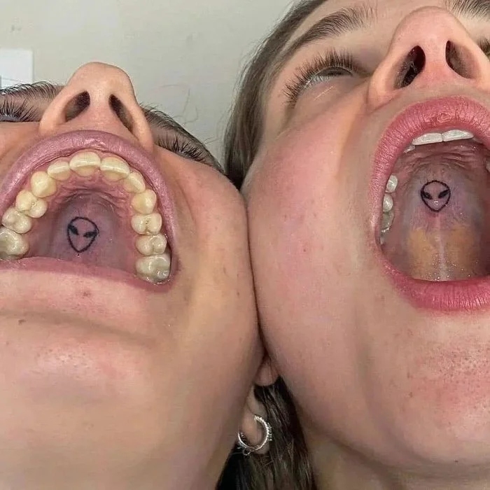 interestingtattoos30_033