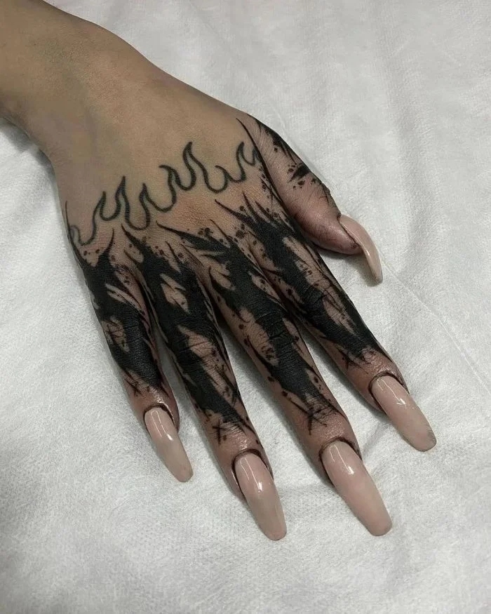 interestingtattoos30_034
