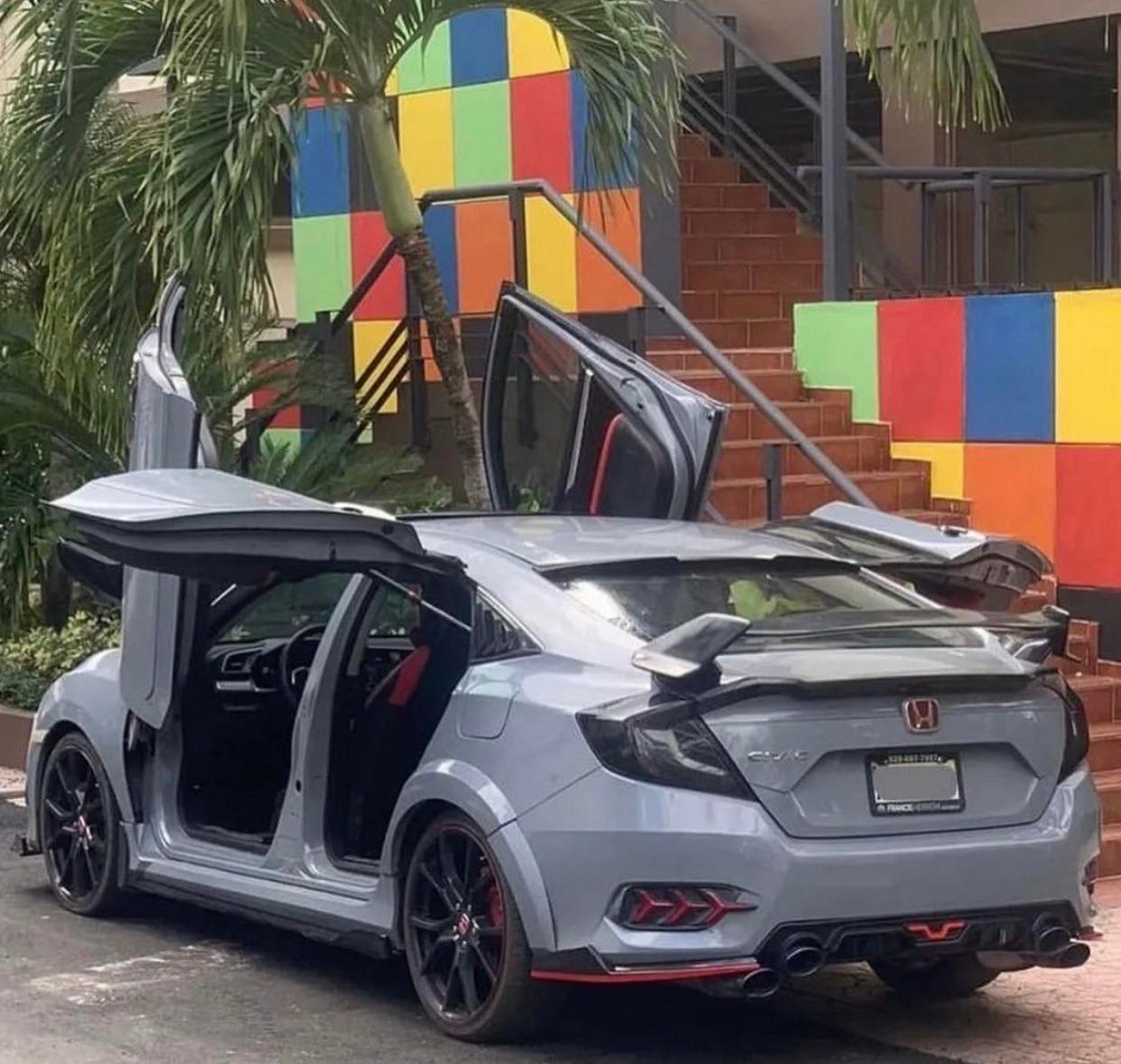strangecars114_015