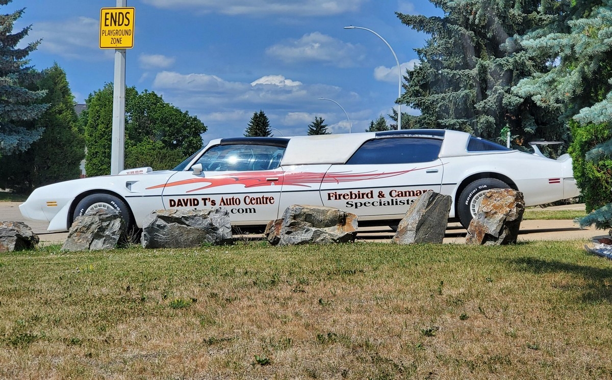 strangecars114_042