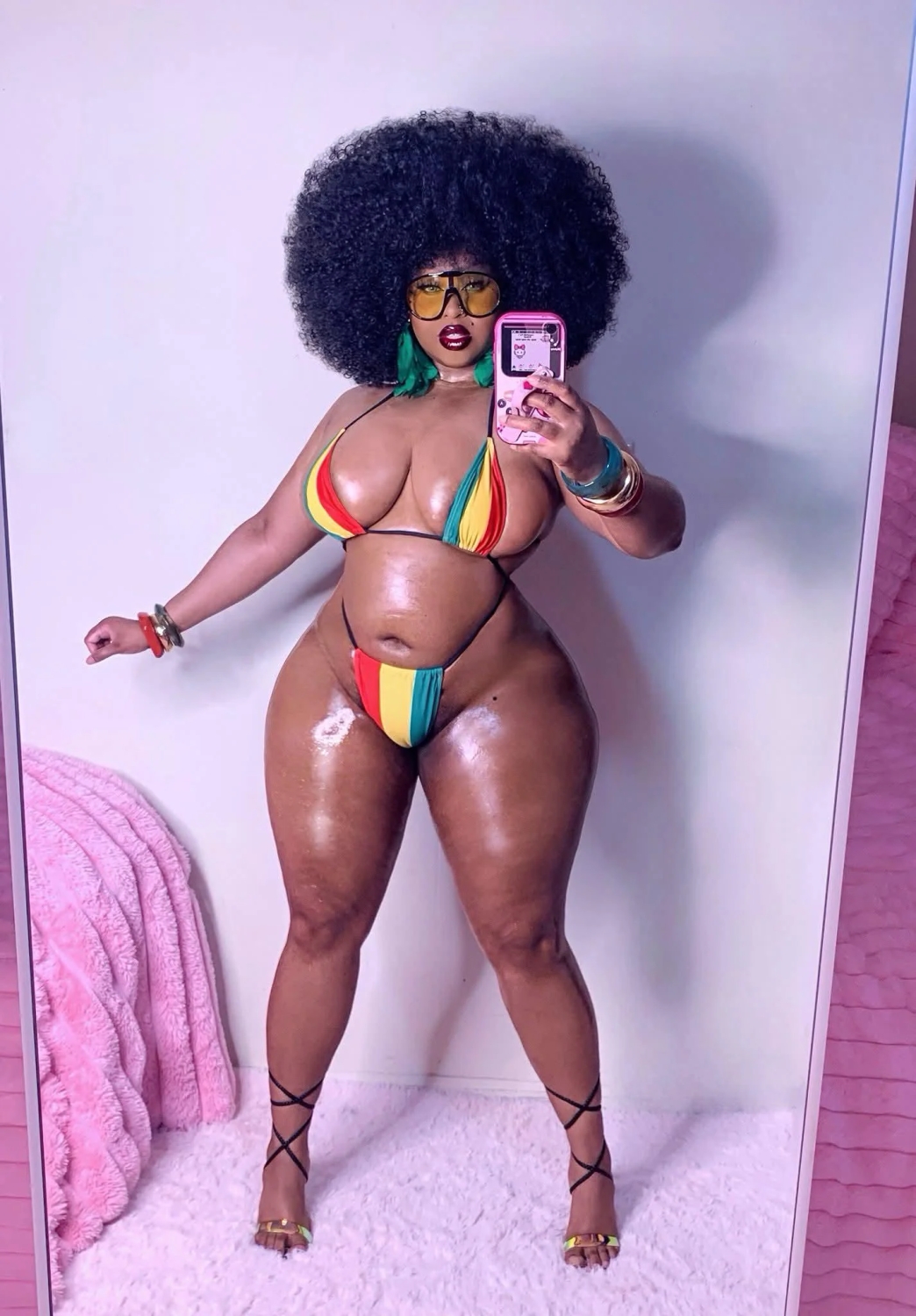 busty250_022