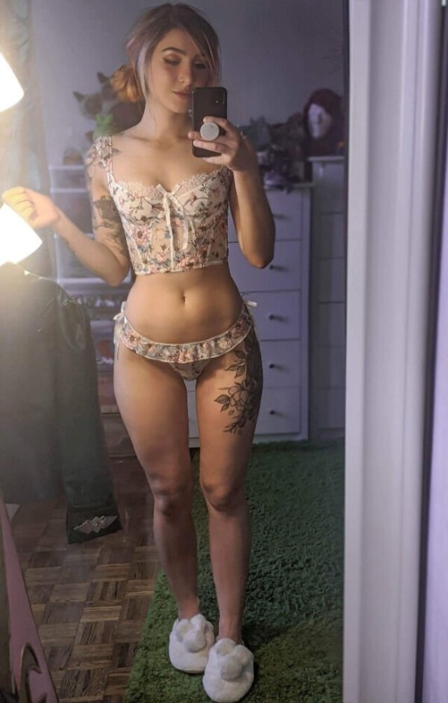 girlslingerie171_055