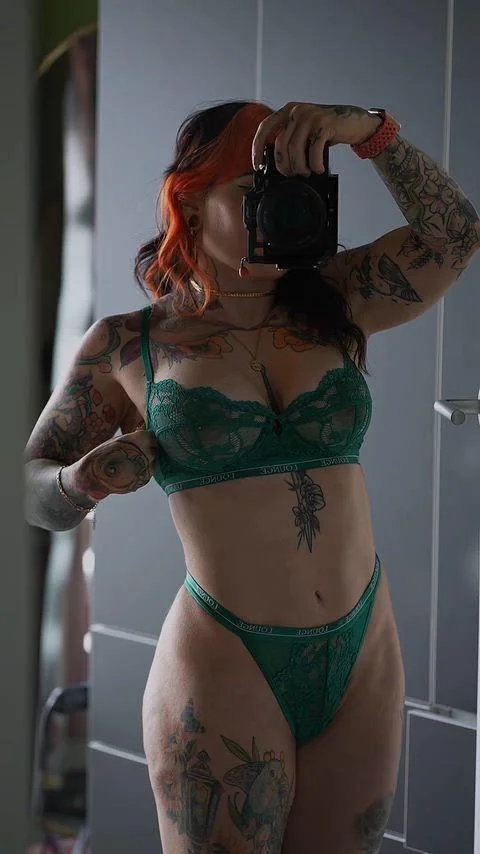 selfies97_057