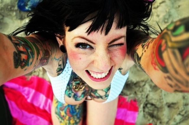 tattoogirls28_022