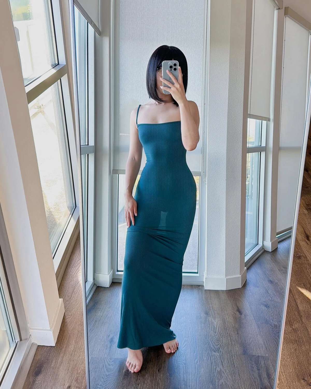 tightdresses106_032