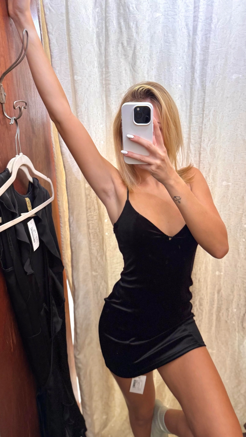 tightdresses106_050