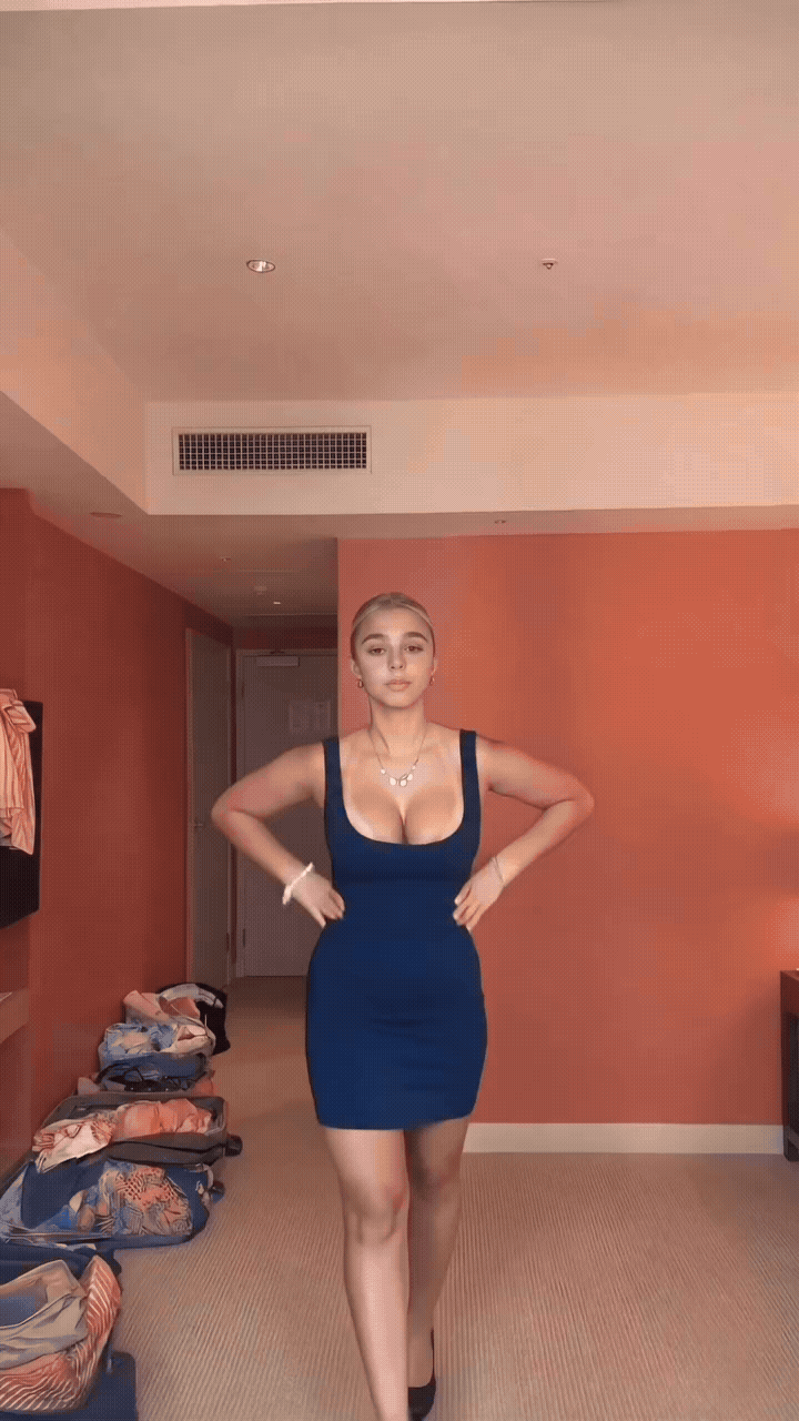 tightdresses106_051