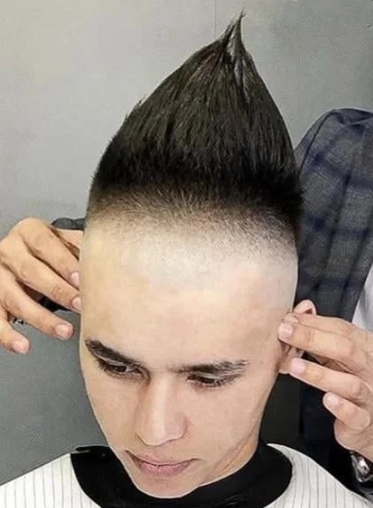 weirdhair128_019 weirdhair128_019