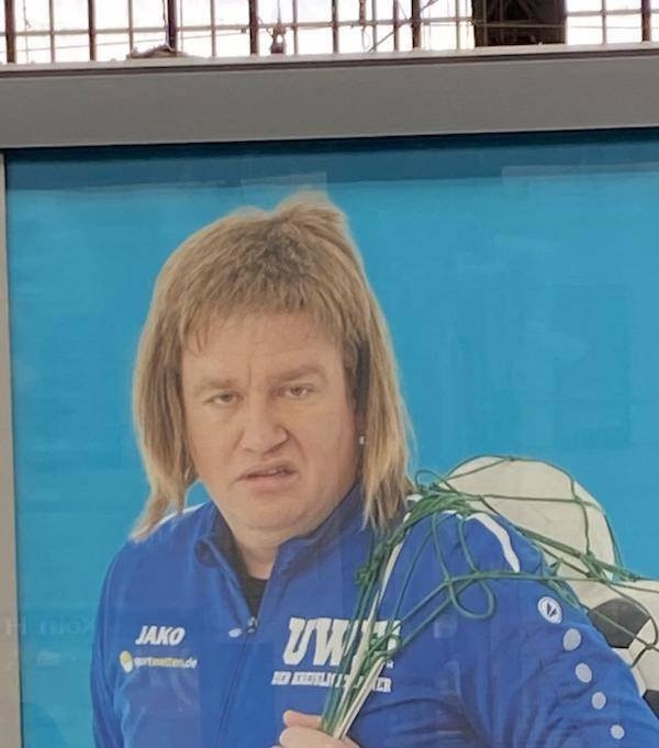 weirdhair129_012