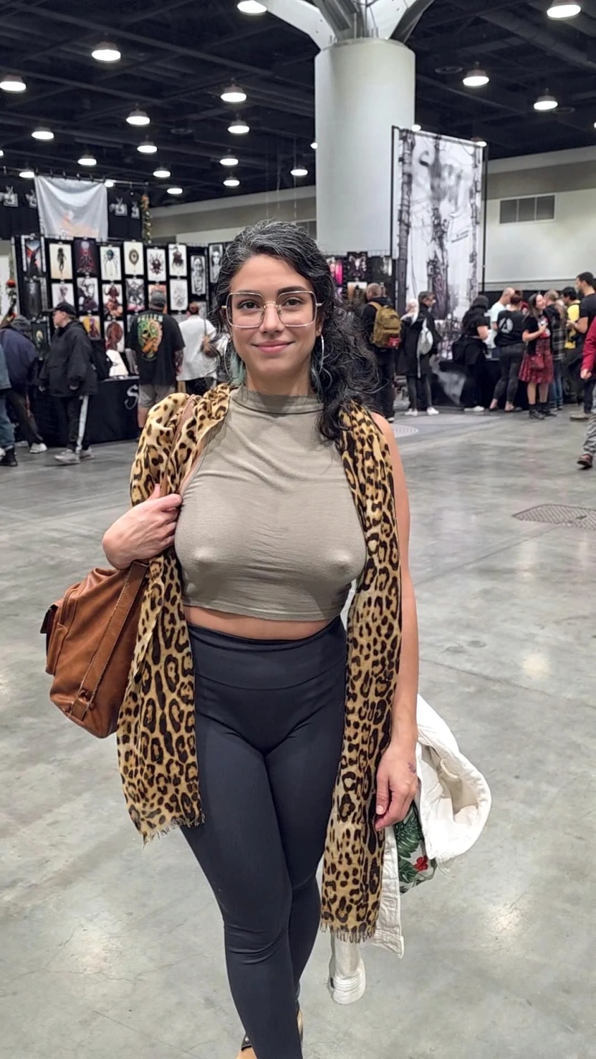 braless139_040