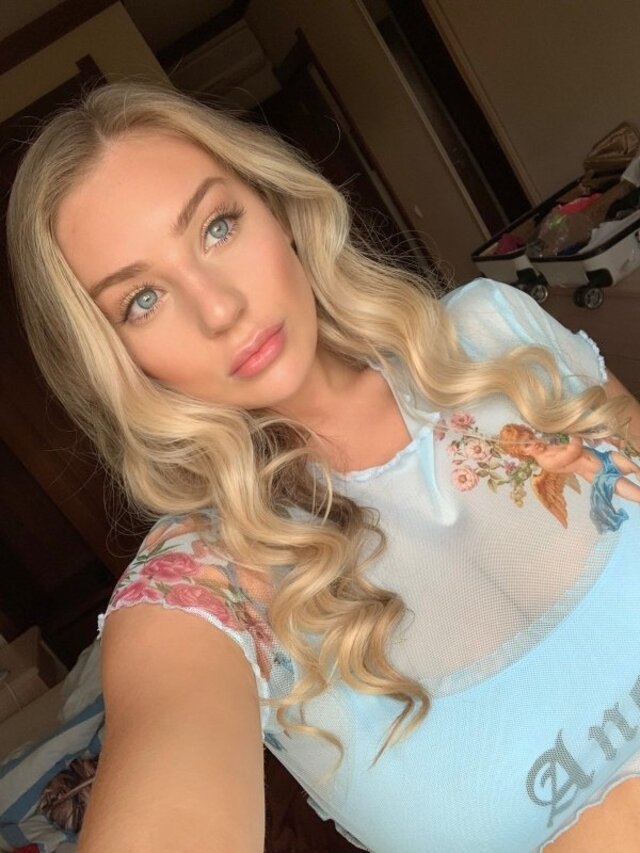 busty253_063