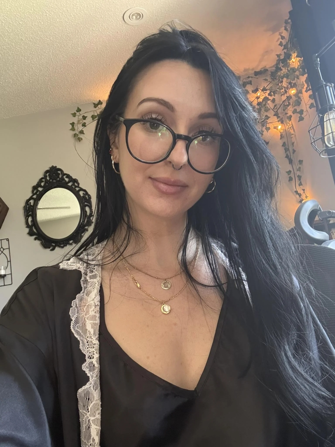 girlswithglasses49_026